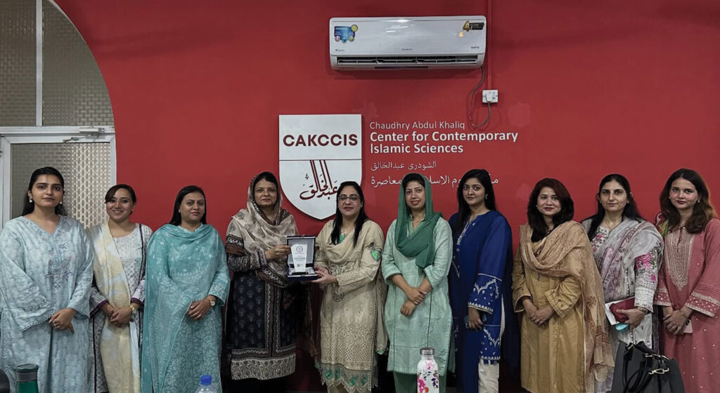 CAKCCIS Hosts Research Workshop on Academic Publishing