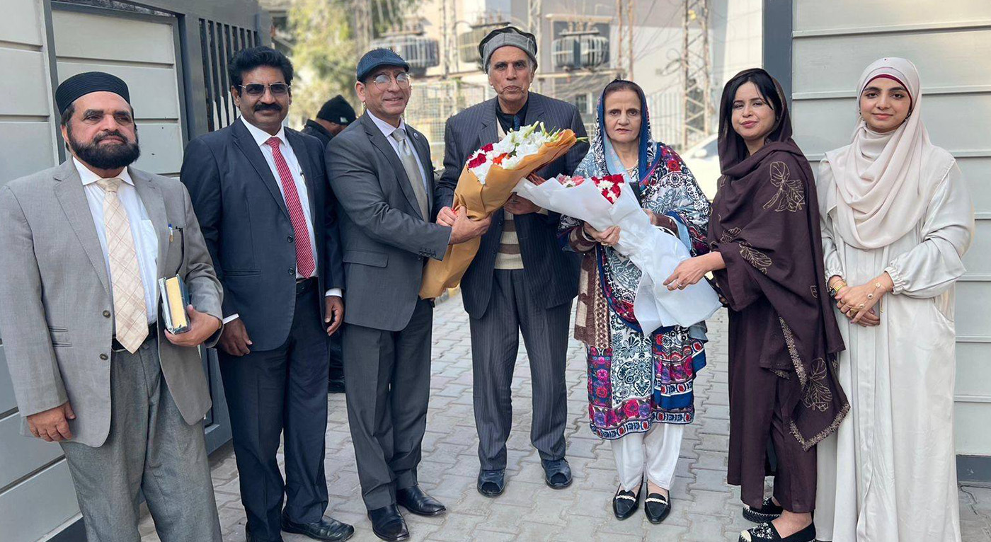 City Campus Lahore Hosts Author for Enlightening Literary and Spiritual Dialogue