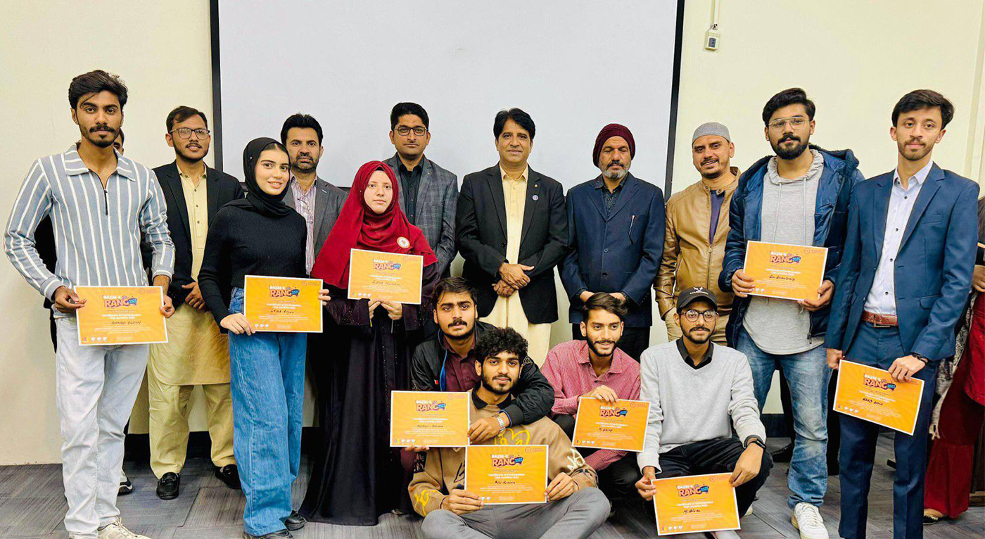 Superior University’s Computer Science Department and Siraiki House Honored at Bazm-e-Rung Cultural Event