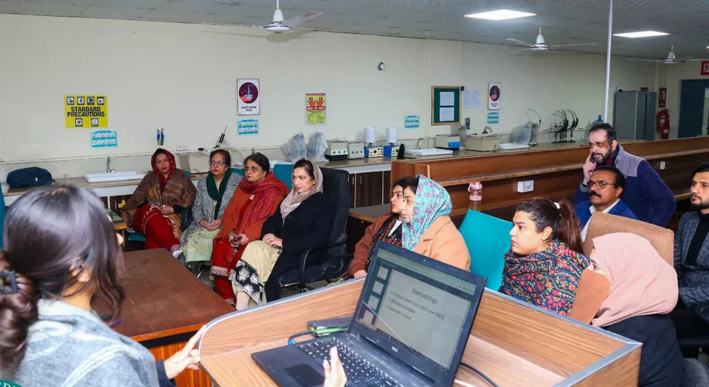 Azra Naheed Medical College Hosts Journal Club Session on PCOS in Adolescents