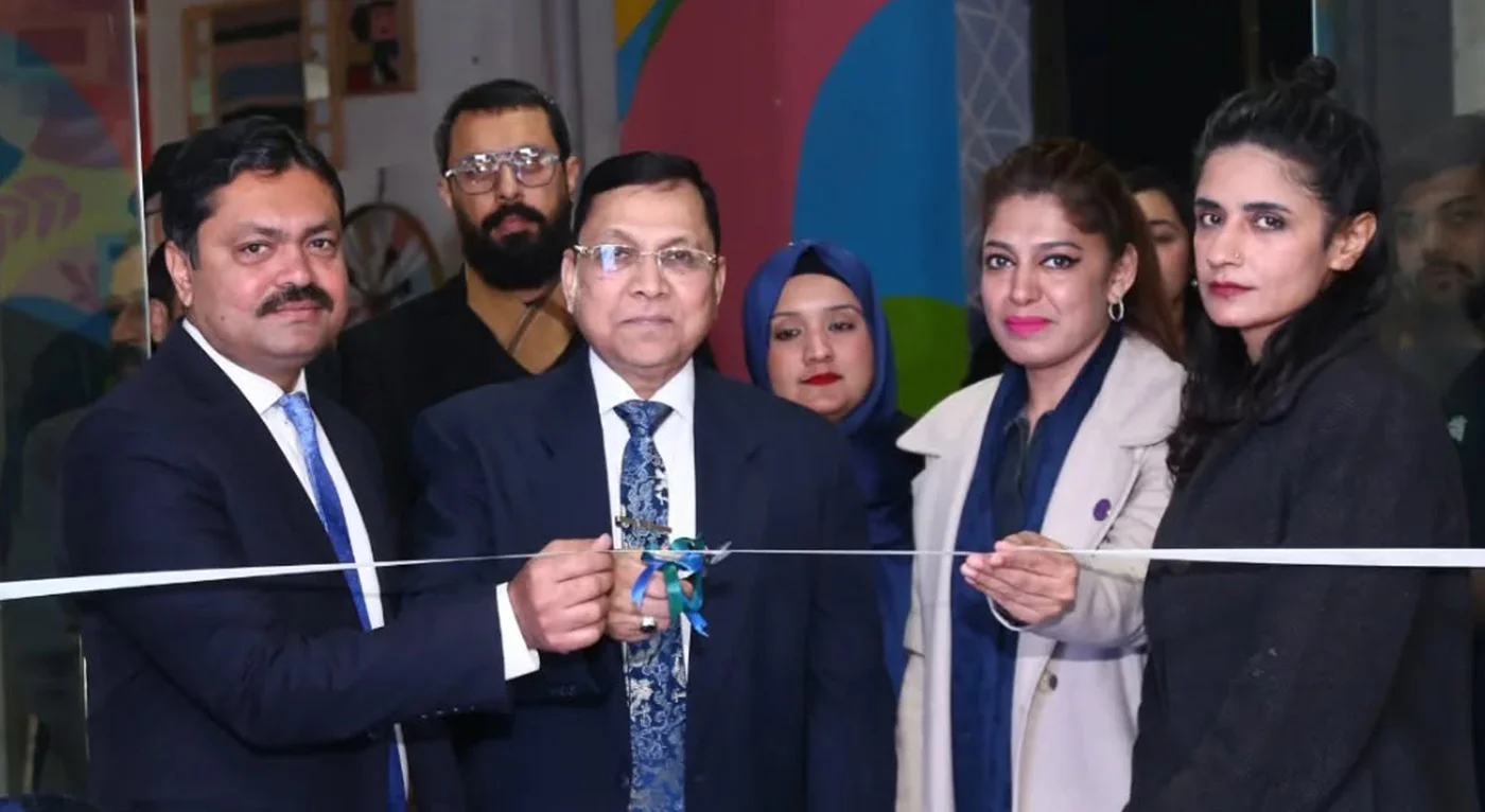 Department of Graphic Design Acknowledges Esteemed Jurors at Thesis Show 2026