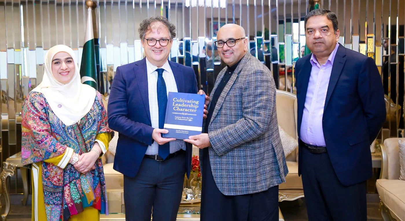 Superior University Hosts H.E. Mehmet Eymen Şimşek, Consul General of Türkiye, for Strategic Academic Collaboration