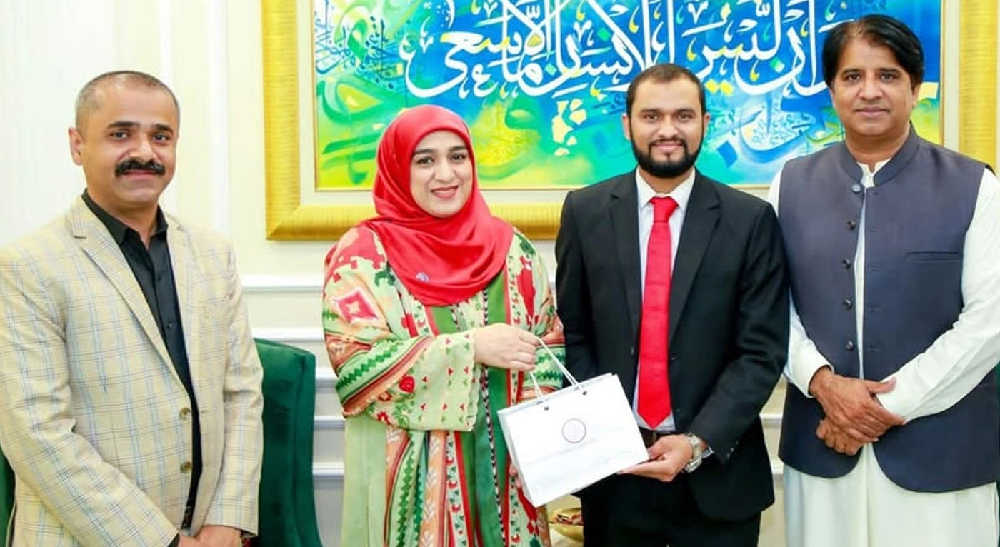 Mr. Sardar Rafaqat Ali Secures Top Position in Junior Batch Feedback at Gold Campus